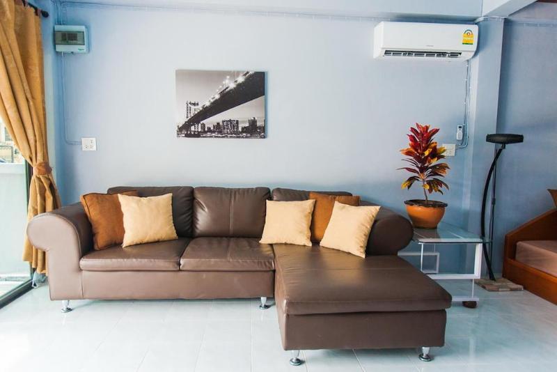 Royal Prince Residence Patong Exterior photo