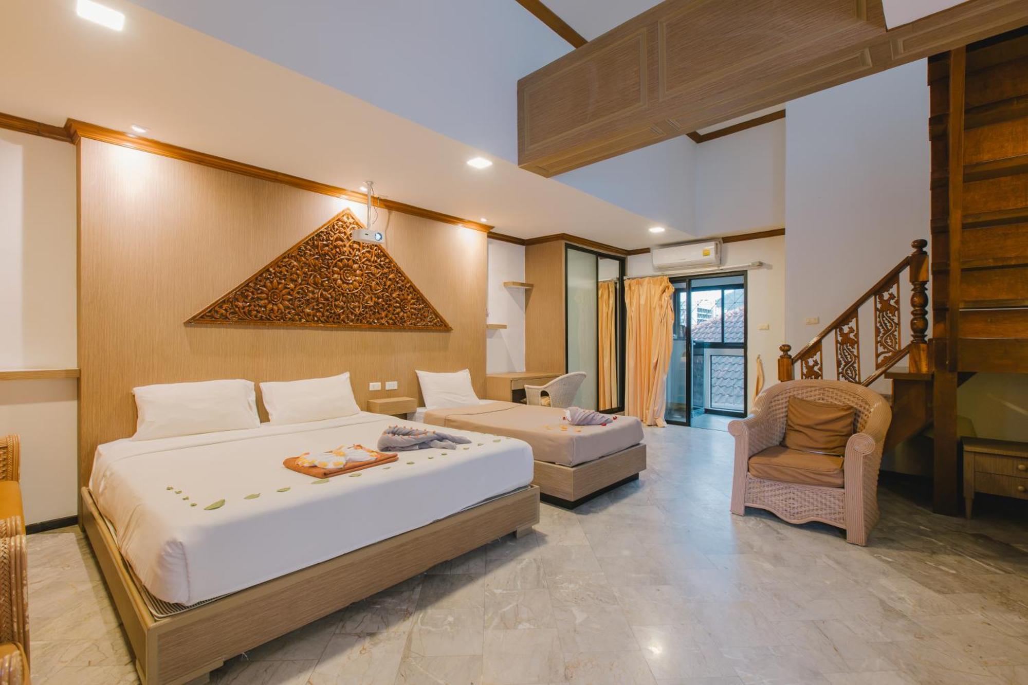 Royal Prince Residence Patong Exterior photo