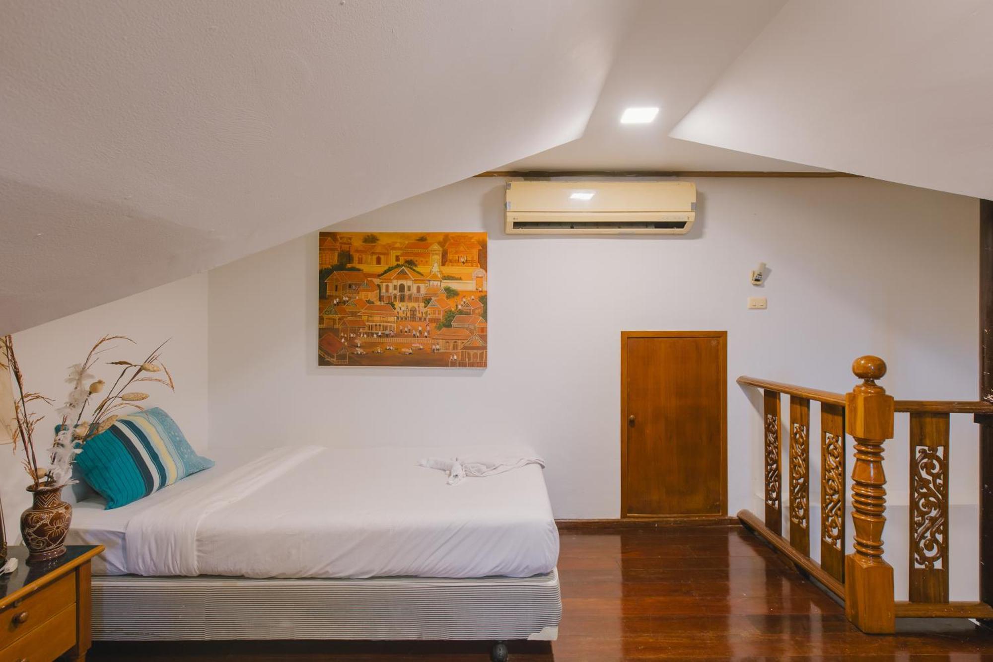 Royal Prince Residence Patong Room photo