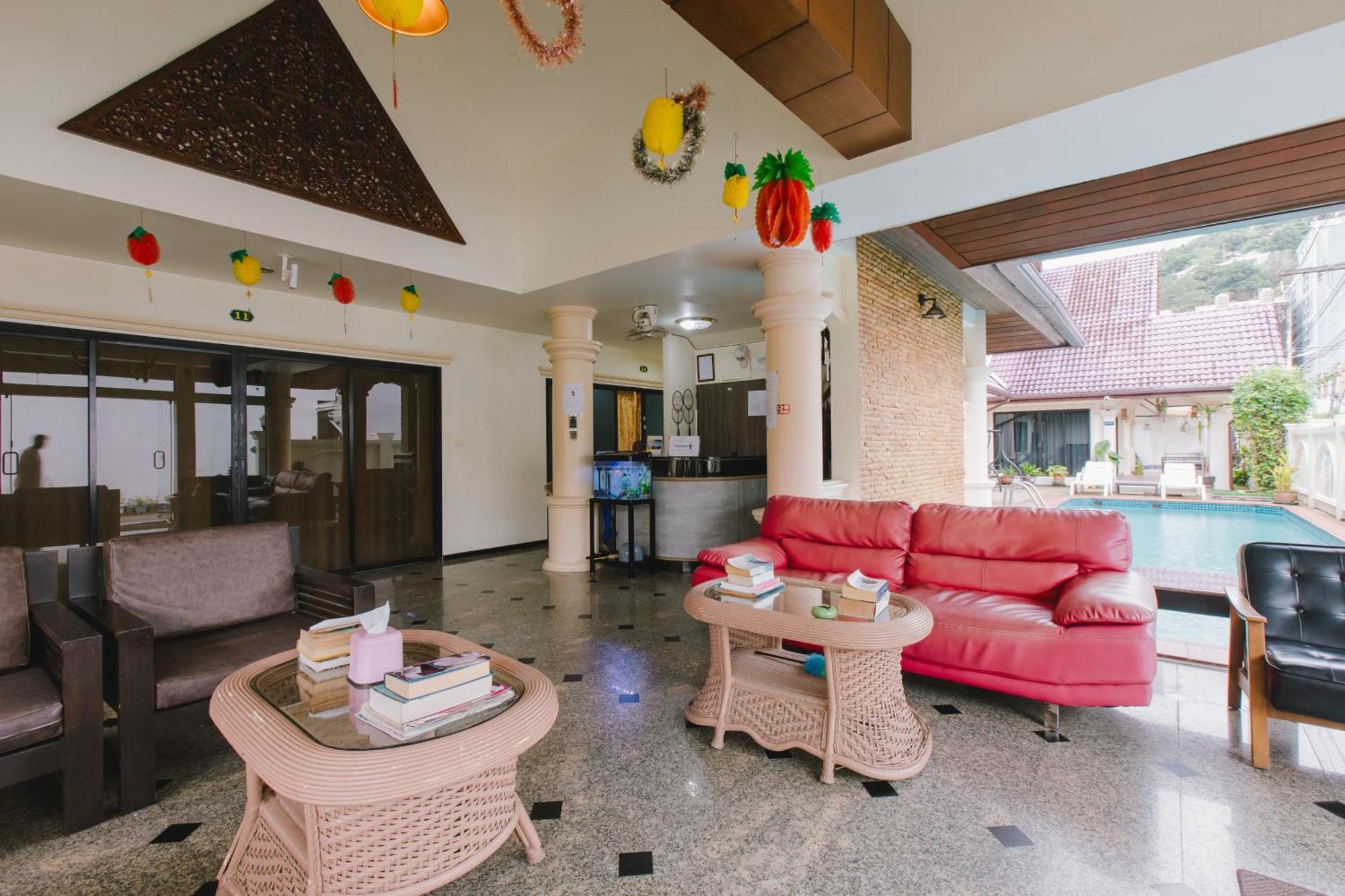 Royal Prince Residence Patong Exterior photo