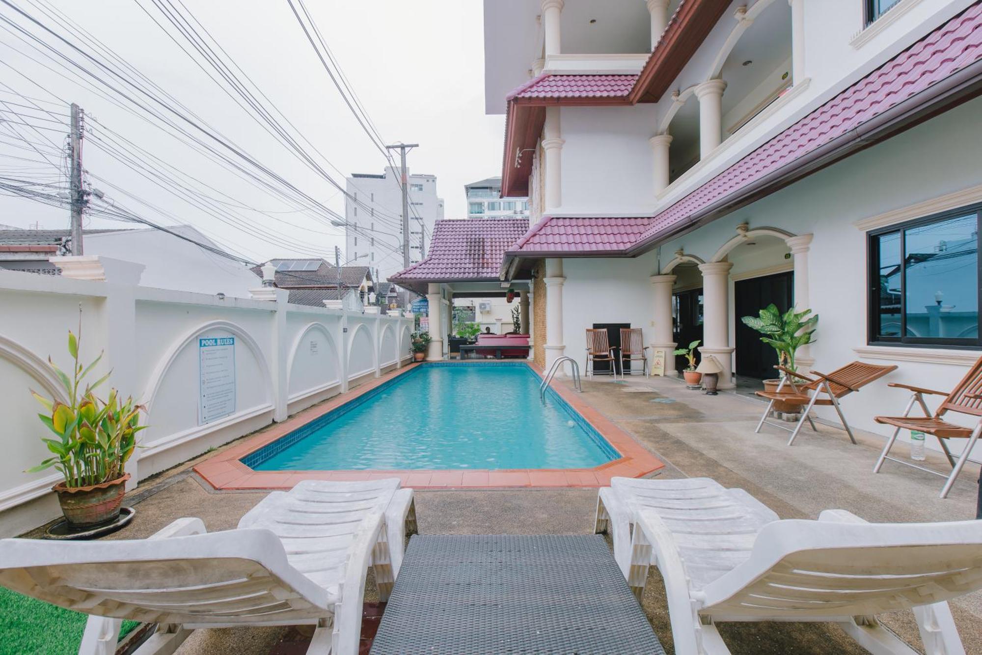 Royal Prince Residence Patong Exterior photo
