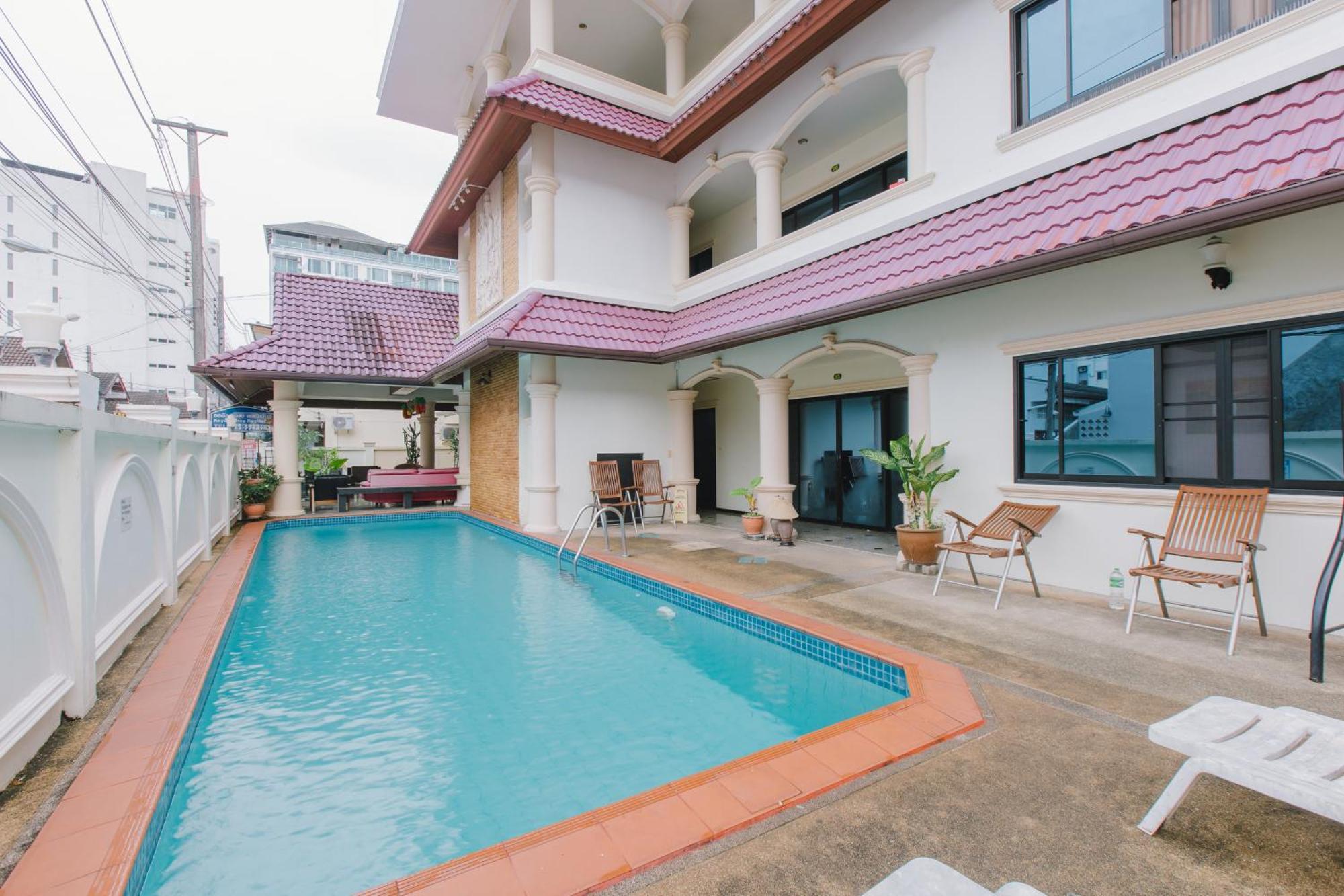 Royal Prince Residence Patong Exterior photo
